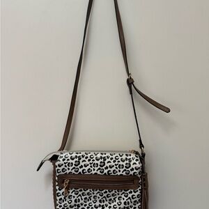 Jen & Co Leopard Print Crossbody Bag